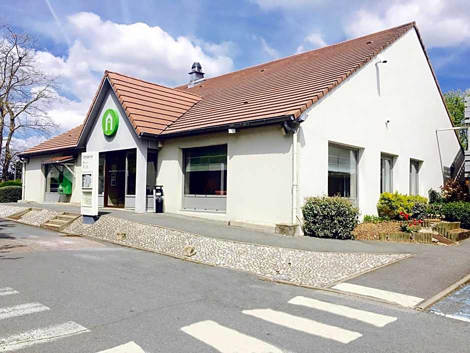 Campanile Villejust - za Courtaboeuf