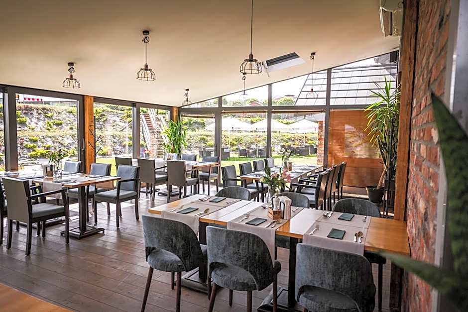 Hotel Szary Residence