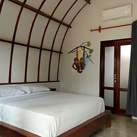 Deluxe Bungalow with Garden View