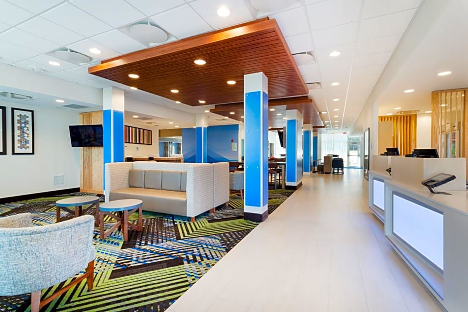 Holiday Inn Express & Suites Niceville - Eglin Area, an IHG Hotel