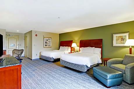 Queen Room with Two Queen Beds