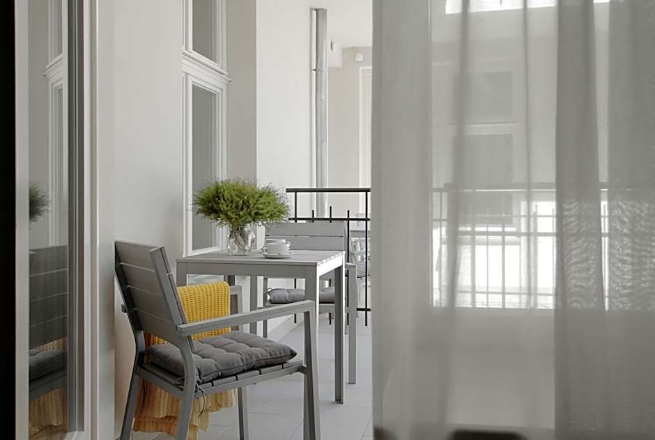 STRADONIA Serviced Apartments