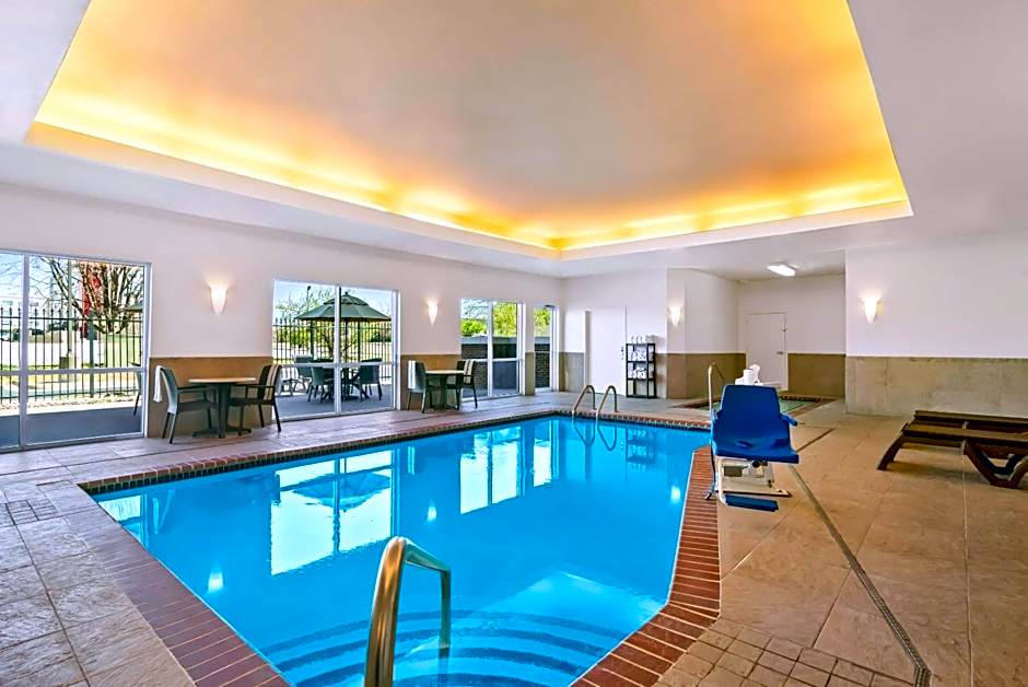 Comfort Suites Bentonville - Rogers