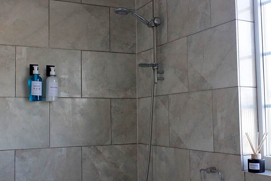 Elegant Room in St Albans