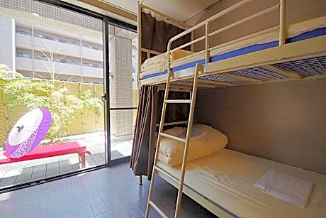1 Person in 8-Bed Dormitory - Mixed