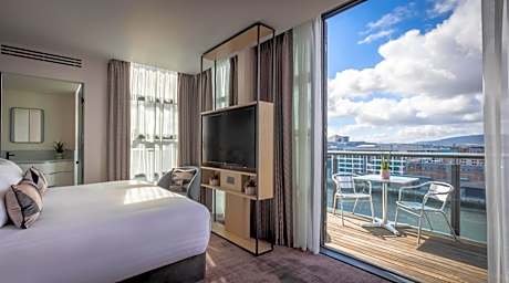 Double Room with Balcony and Sea View