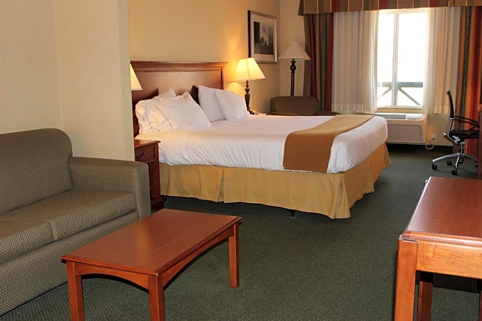 Holiday Inn Express Tehachapi by IHG