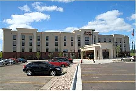 Hampton Inn & Suites Brookings
