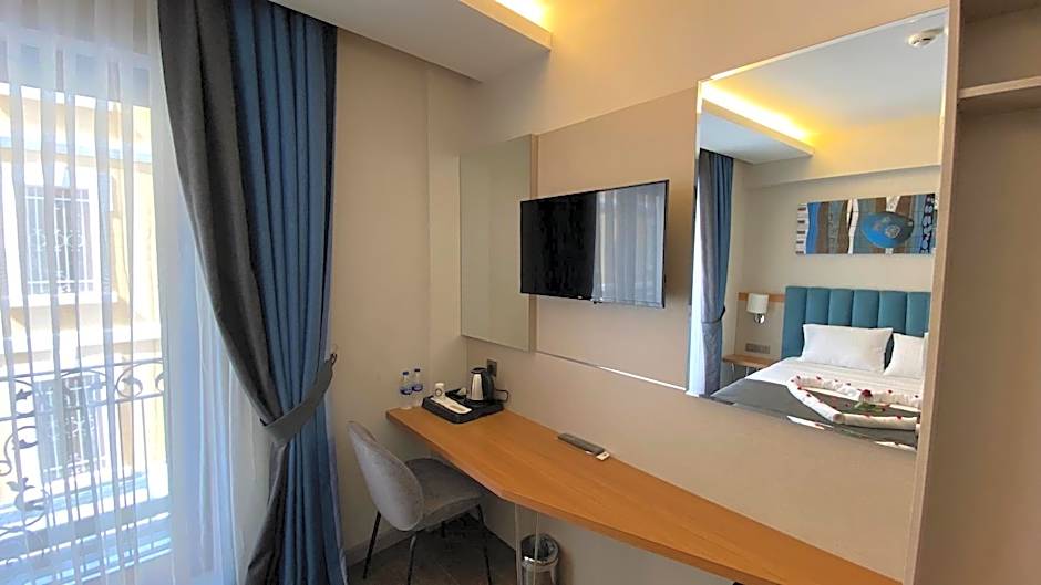 Mithras Hotel