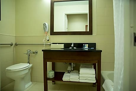 Double Suite with Two Double Beds - Non-Smoking