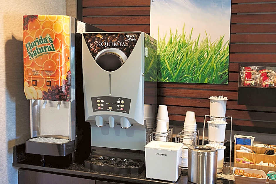 La Quinta Inn & Suites by Wyndham Baton Rouge Siegen Lane