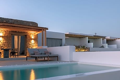 Queen Double Room with Private Pool