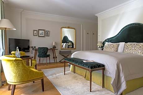 Premium Suite