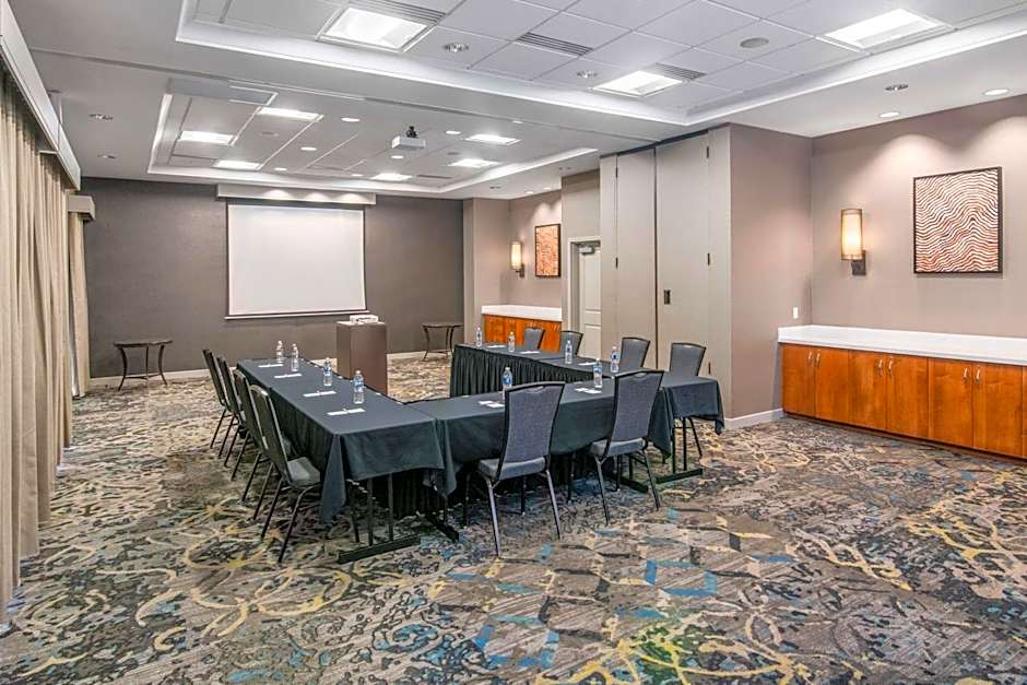 Residence Inn by Marriott Phoenix Glendale Sports & Entertainment District