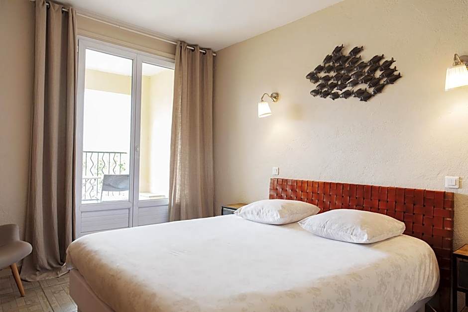Coq Hotel