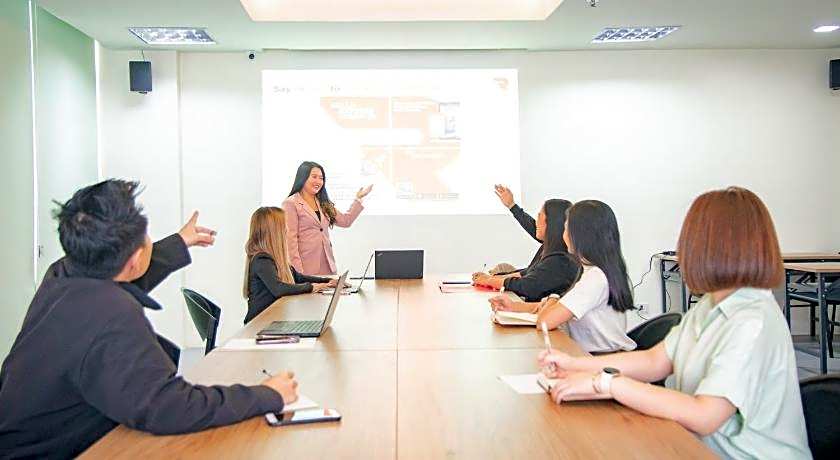 Red Planet Clark Angeles City