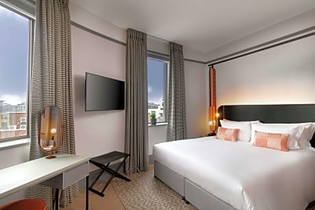 King One Bedroom Suite