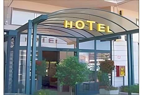 Hotel Serena
