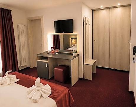 Economy Double Room Solymar 2 Building 2