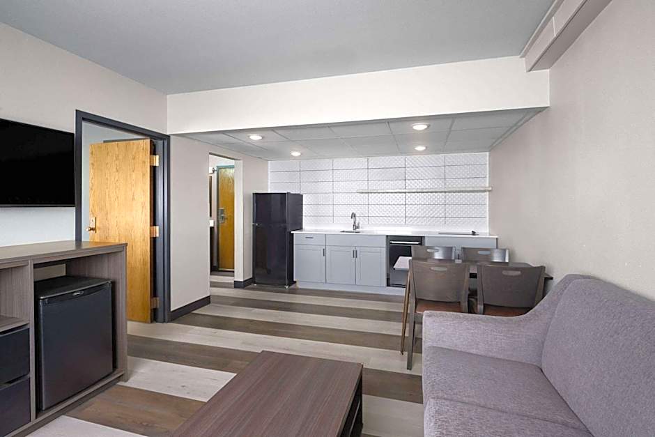 Super 8 by Wyndham Columbus