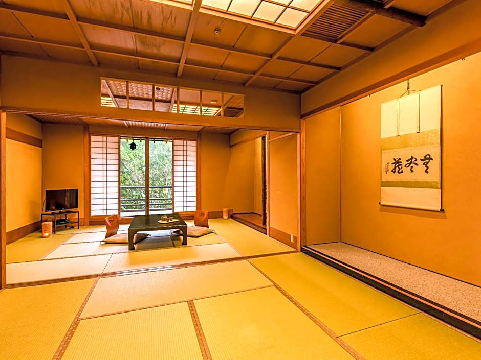 Ooedo Onsen Monogatari Premium Yoshinoya Irokuen