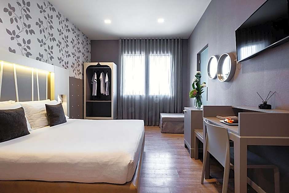 Hotel Calaluna