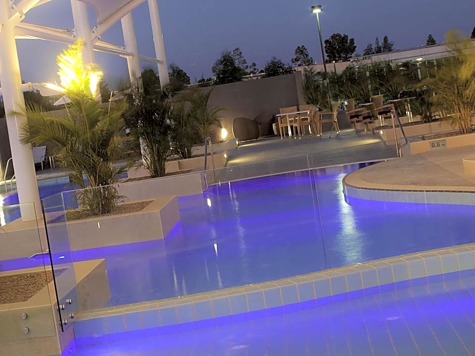 Mercure Sydney Liverpool Hotel