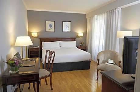 Cyan Americas Towers Hotel