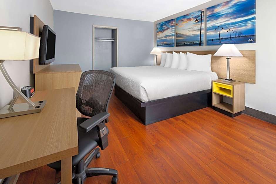 Days Inn by Wyndham Americus