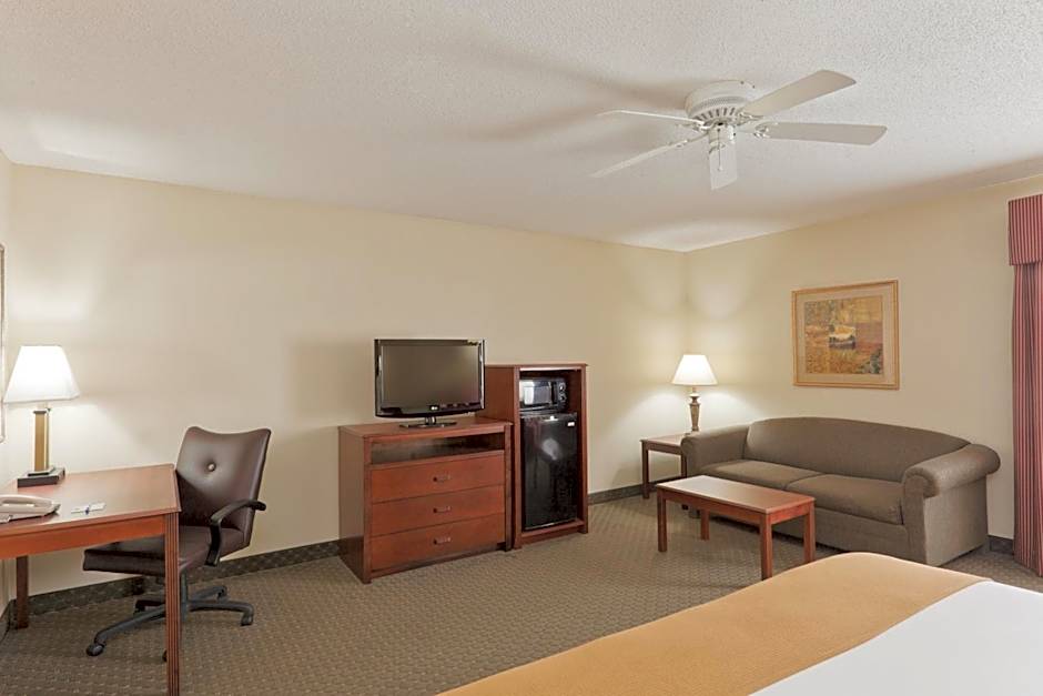 Holiday Inn Express Evansville - West By IHG