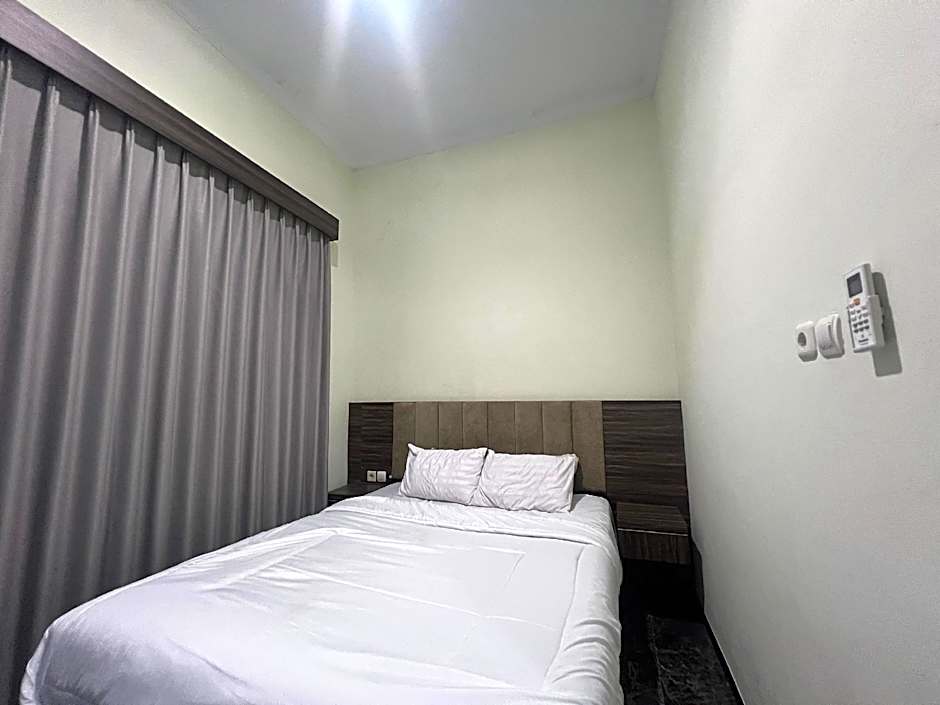 Nofrah House Syariah Mitra RedDoorz