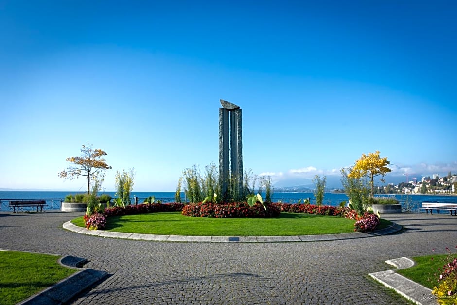 Neuchatel City Hotel