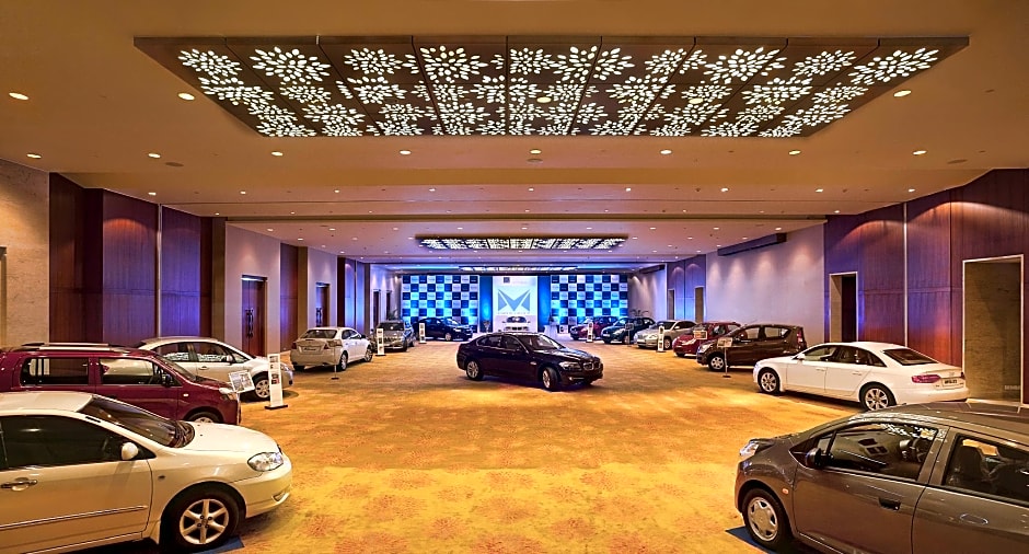 Hotel Novotel Visakhapatnam Varun Beach - - An AccorHotels Brand