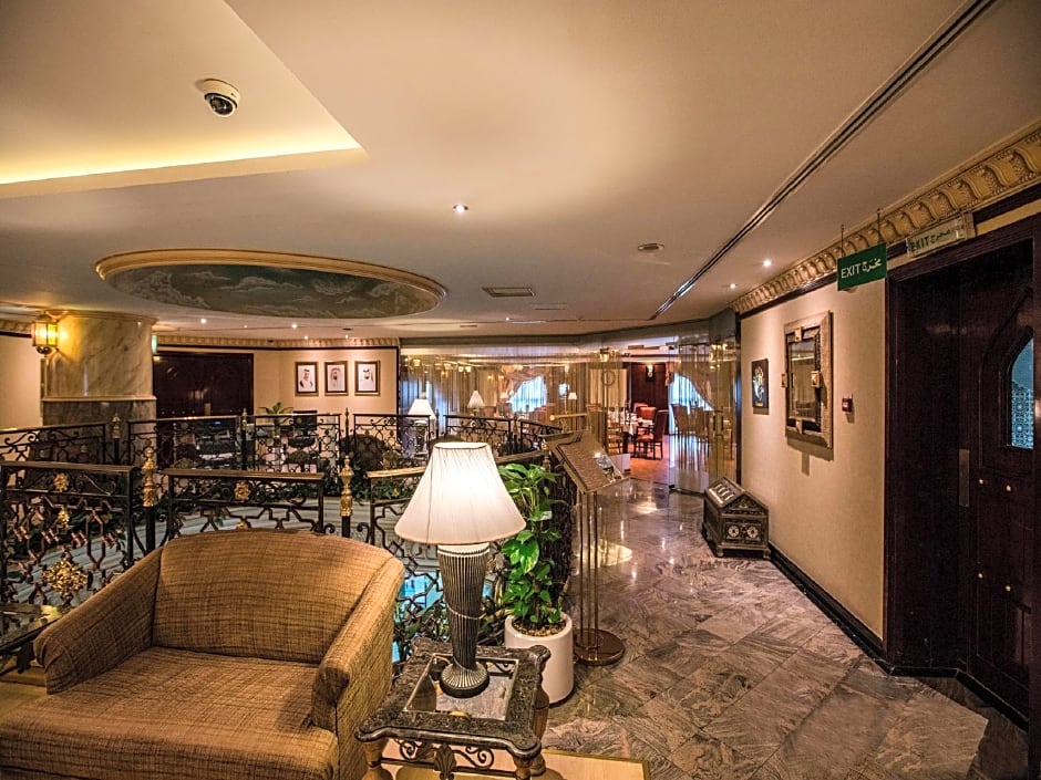 Landmark Plaza Hotel