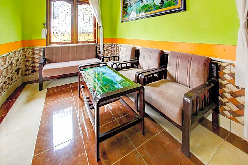 OYO Life 93260 Bale Kosan