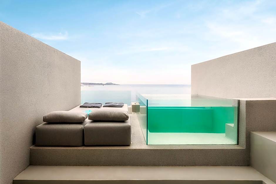 Domes White Coast Milos, Adults Only