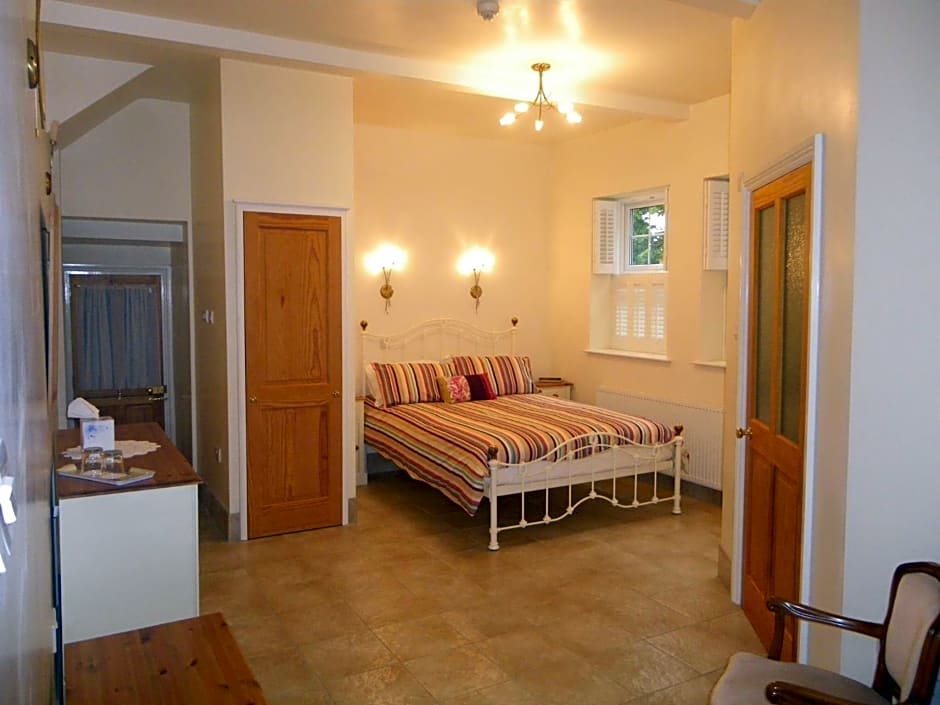 Strathmore Bed & Breakfast