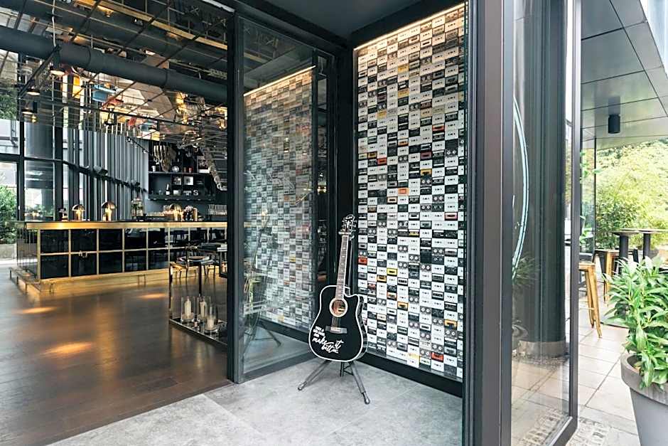 Ruby Lilly Hotel Munich