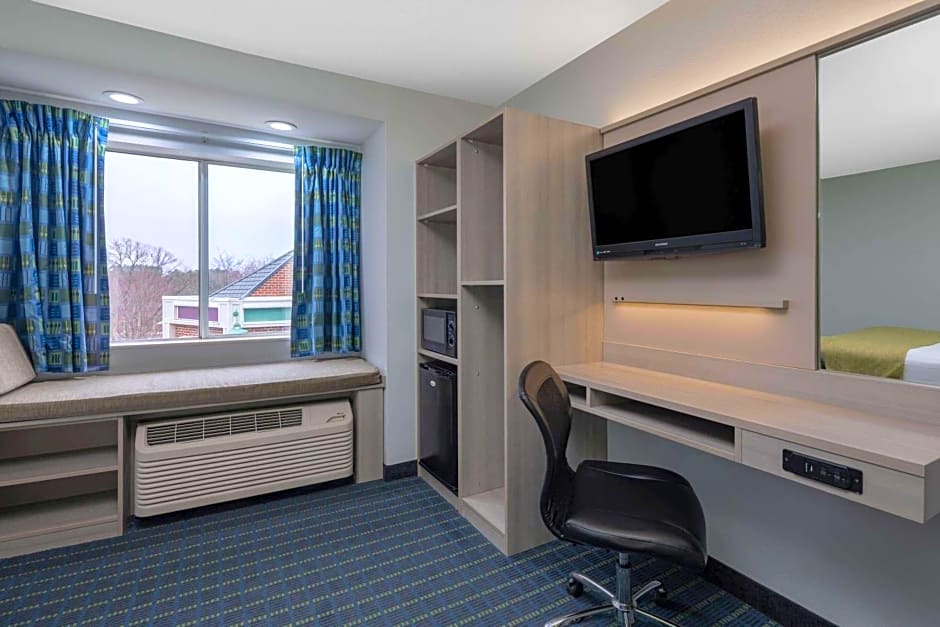 Microtel Inn by Wyndham Lake Norman