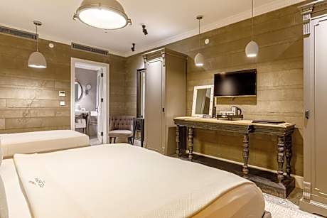 Triple Room with Garden View