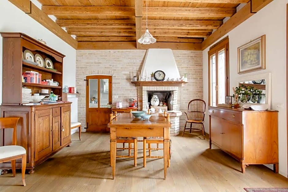 B&B Ernestine Family Home