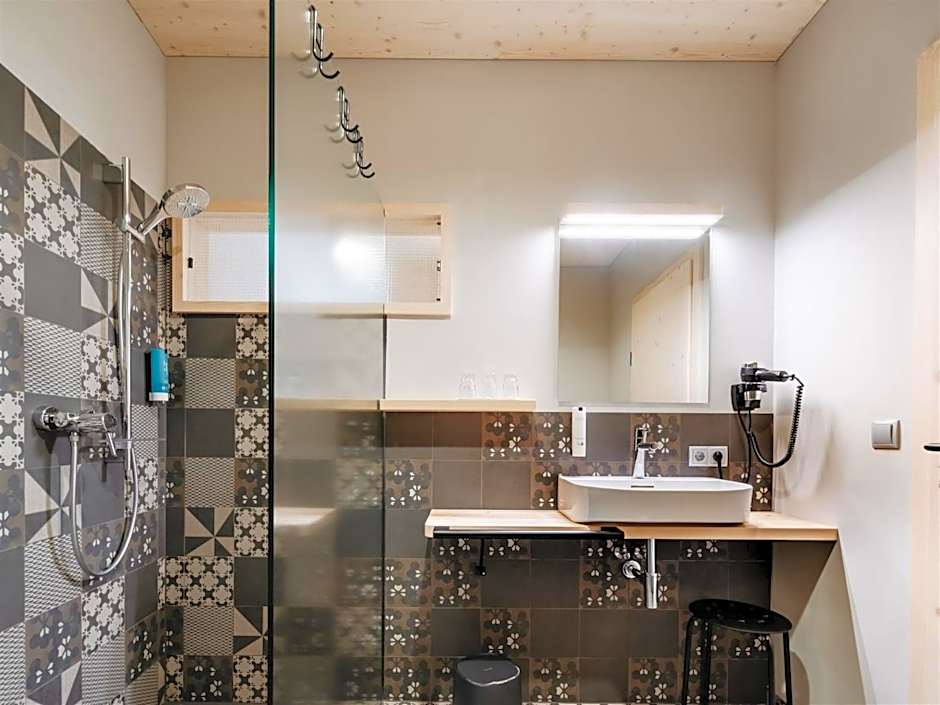 B&B Hotel Zimmerei mit Frühstück