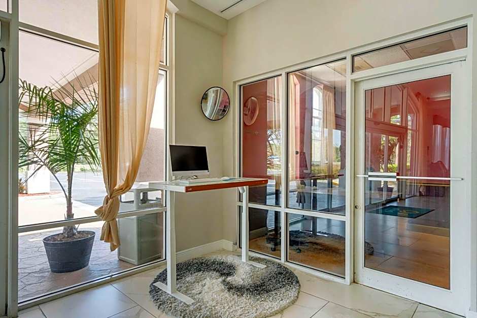 Quality Inn Conference Center At Citrus Hills