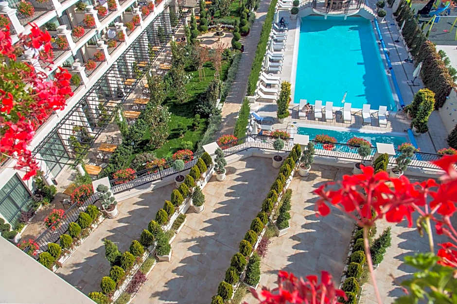 Casa di Fiore SPA and Medical Hotel, Mineral Pools & Private Beach