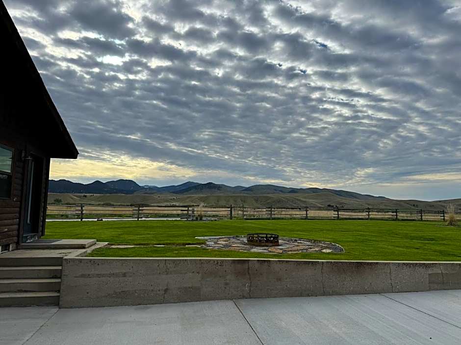 Sportsman Lodge Melrose MT