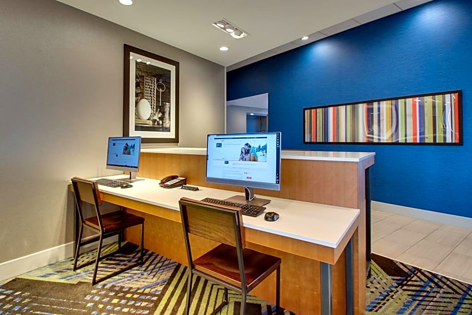 Holiday Inn Express & suites Findlay North By IHG