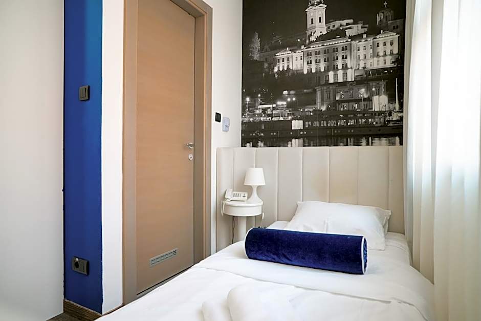 Hotel Passport