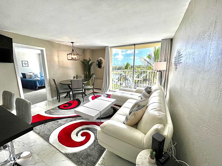 Stunning Views Best location in Hilo 2BR modern Condo