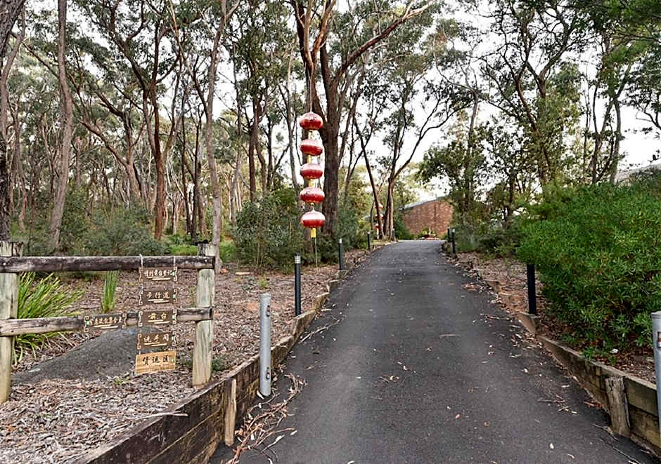 Sinofield Edu-Retreat