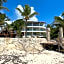 Casa del Puerto by MIJ - Beachfront Hotel